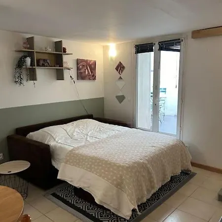 Sanae Apartament *